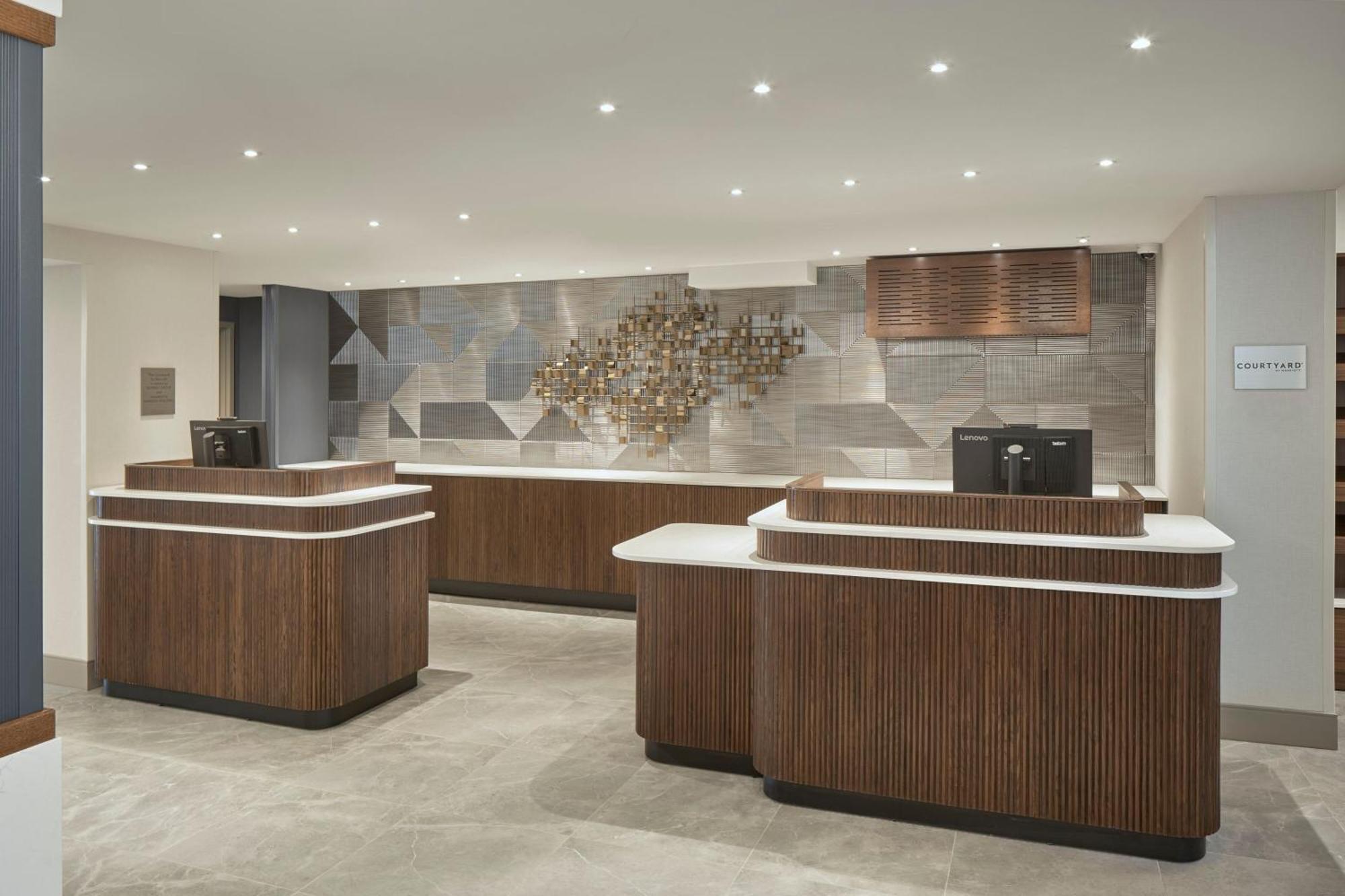 Courtyard By Marriott Regina Downtown Otel Dış mekan fotoğraf