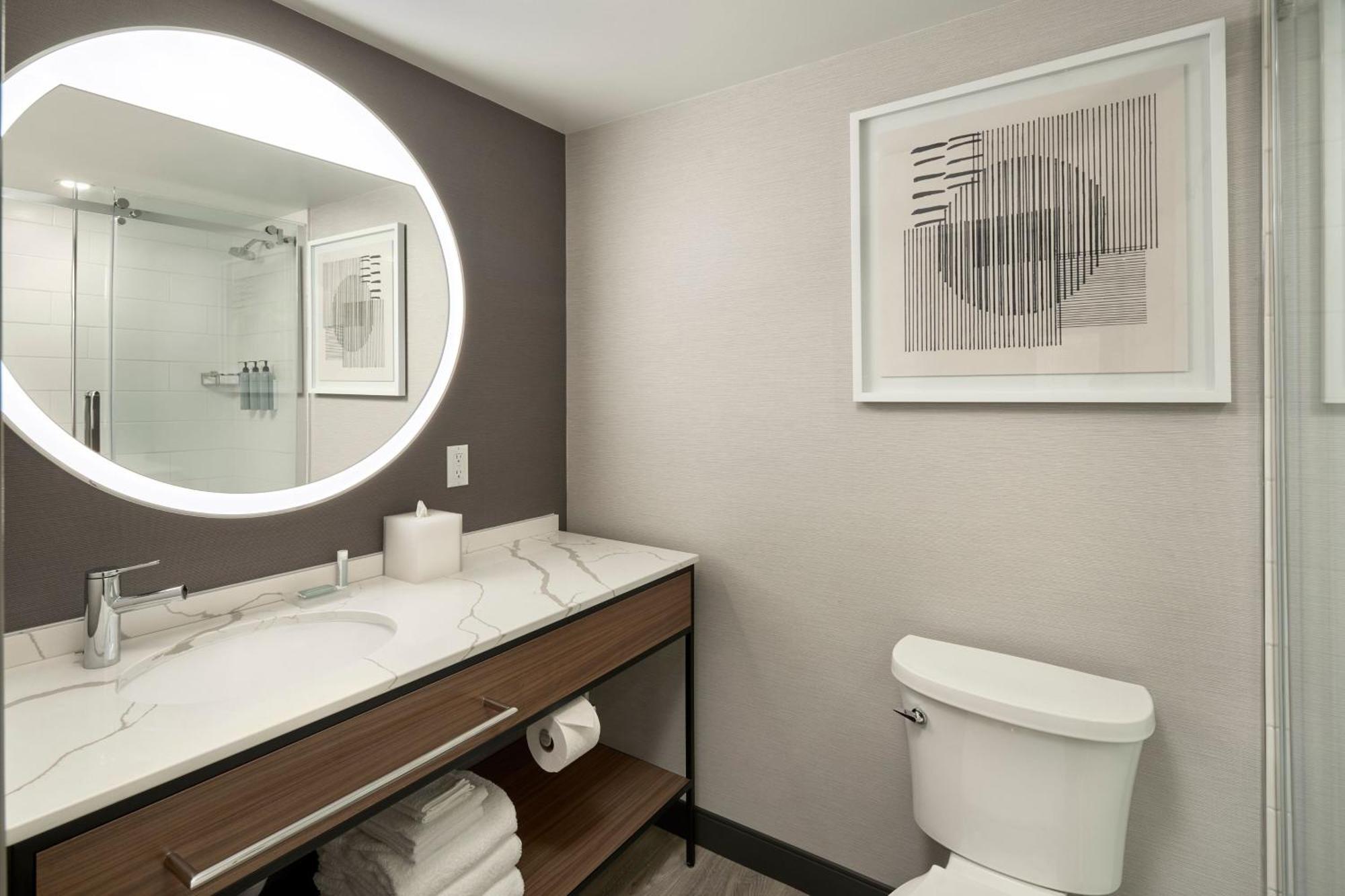 Courtyard By Marriott Regina Downtown Otel Dış mekan fotoğraf